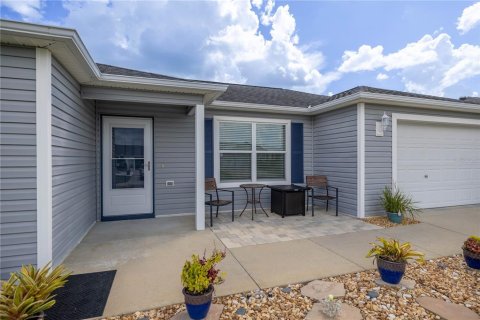 House in The Villages, Florida 2 bedrooms, 117.24 sq.m. № 1803392 - photo 2