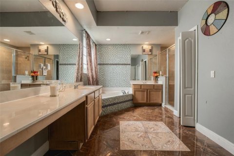 Casa en venta en Kissimmee, Florida, 4 dormitorios, 265.33 m2 № 2410464 - foto 20