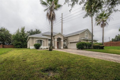 Casa en venta en Kissimmee, Florida, 4 dormitorios, 265.33 m2 № 2410464 - foto 4