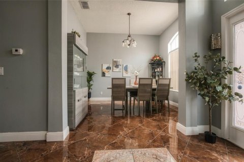 Casa en venta en Kissimmee, Florida, 4 dormitorios, 265.33 m2 № 2410464 - foto 8