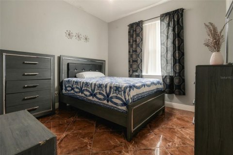 Casa en venta en Kissimmee, Florida, 4 dormitorios, 265.33 m2 № 2410464 - foto 26