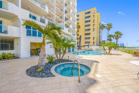 Copropriété à louer à Clearwater, Floride: 3 chambres, 218.78 m2 № 2298251 - photo 10