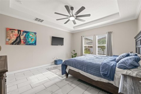 House in Land O' Lakes, Florida 5 bedrooms, 350.52 sq.m. № 1679214 - photo 23