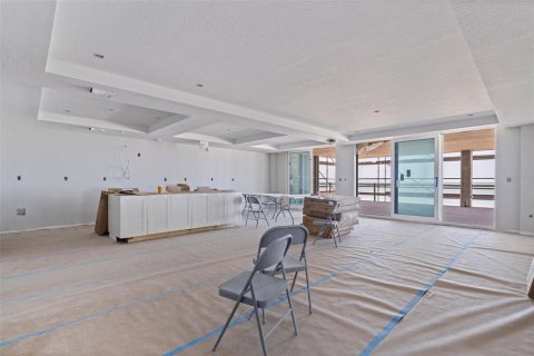Condo in Madeira Beach, Florida, 2 bedrooms  № 1755481 - photo 11
