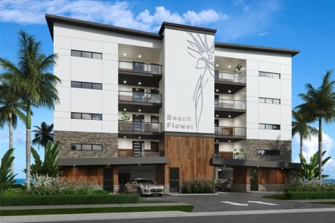 Condo in Madeira Beach, Florida, 2 bedrooms  № 1755481 - photo 1