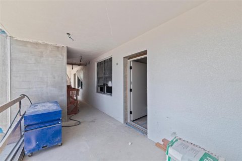 Condo in Madeira Beach, Florida, 2 bedrooms  № 1755481 - photo 14