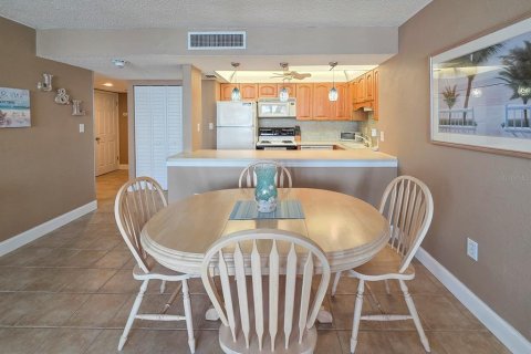 Condominio en venta en Daytona Beach Shores, Florida, 2 dormitorios, 98.29 m2 № 2134834 - foto 7