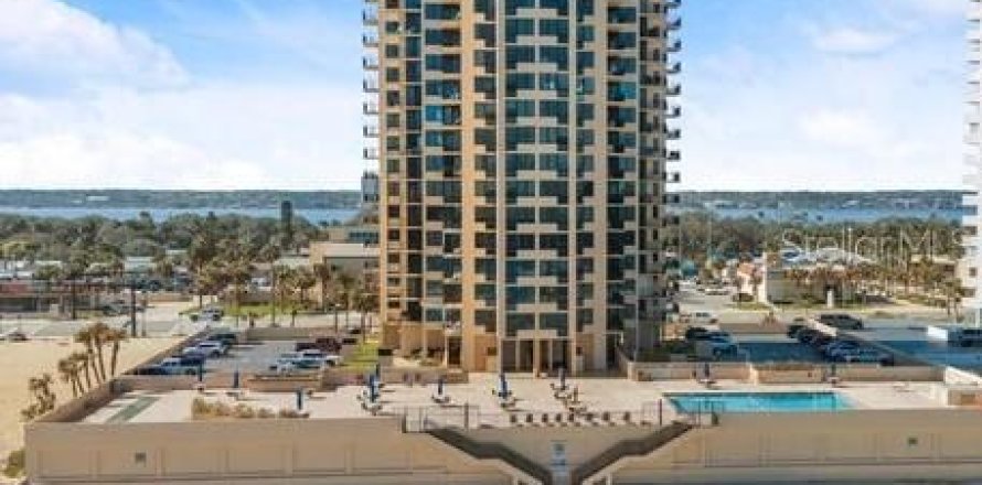 Condominio en Daytona Beach Shores, Florida, 2 dormitorios  № 2134834