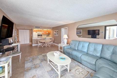 Condominio en venta en Daytona Beach Shores, Florida, 2 dormitorios, 98.29 m2 № 2134834 - foto 6