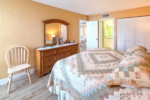 Condominio en venta en Daytona Beach Shores, Florida, 2 dormitorios, 98.29 m2 № 2134834 - foto 13