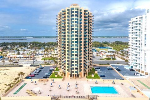Condominio en venta en Daytona Beach Shores, Florida, 2 dormitorios, 98.29 m2 № 2134834 - foto 25