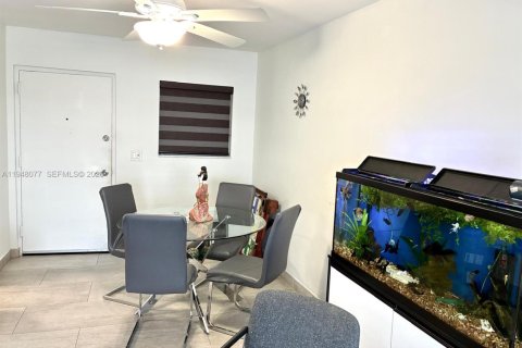 Купить кондоминиум в Майами, Флорида 2 спальни, 75.53м2, № 2005652 - фото 12