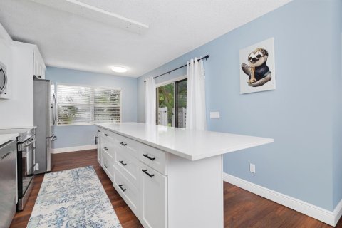 Adosado en venta en Lake Clarke Shores, Florida, 2 dormitorios, 127.65 m2 № 2146749 - foto 7