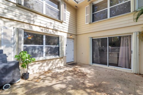 Adosado en venta en Lake Clarke Shores, Florida, 2 dormitorios, 127.65 m2 № 2146749 - foto 2