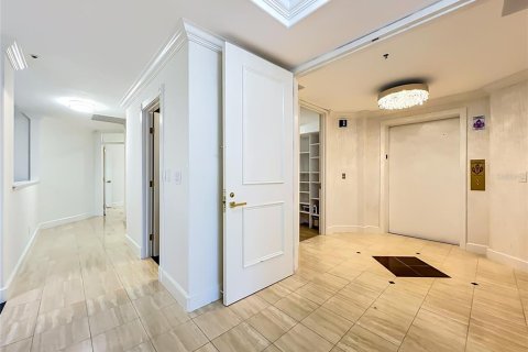 Condo in Orlando, Florida, 3 bedrooms  № 2403655 - photo 4