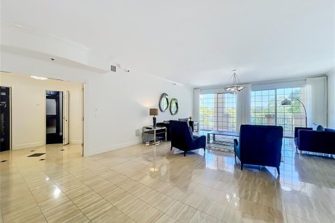 Condo in Orlando, Florida, 3 bedrooms  № 2403655 - photo 29