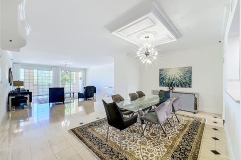 Condo in Orlando, Florida, 3 bedrooms  № 2403655 - photo 24