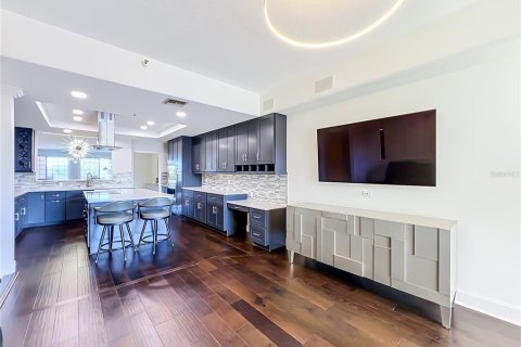 Condo in Orlando, Florida, 3 bedrooms  № 2403655 - photo 9