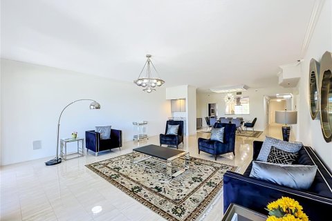 Condo in Orlando, Florida, 3 bedrooms  № 2403655 - photo 26
