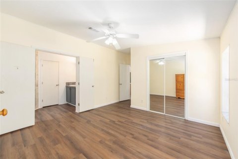 House in Crystal River, Florida 3 bedrooms, 140.47 sq.m. № 1832883 - photo 22