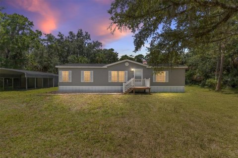 House in Crystal River, Florida 3 bedrooms, 140.47 sq.m. № 1832883 - photo 5