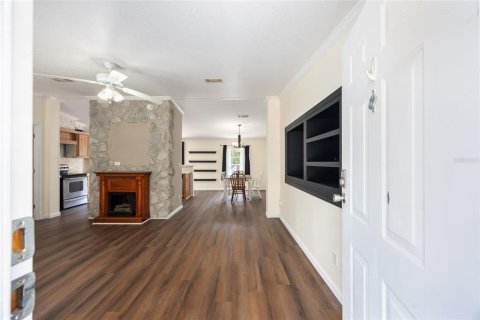 House in Crystal River, Florida 3 bedrooms, 140.47 sq.m. № 1832883 - photo 8