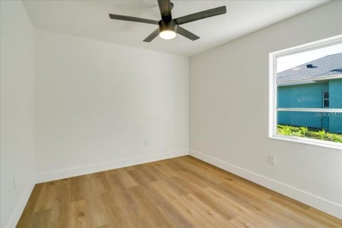 Casa en alquiler en Rotonda, Florida, 3 dormitorios, 147.34 m2 № 1574084 - foto 13