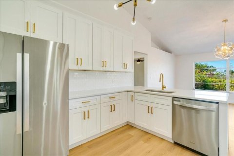 Casa en alquiler en Rotonda, Florida, 3 dormitorios, 147.34 m2 № 1574084 - foto 6
