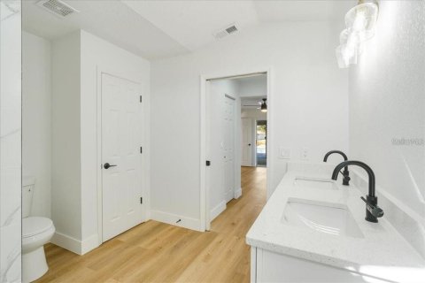 Casa en alquiler en Rotonda, Florida, 3 dormitorios, 147.34 m2 № 1574084 - foto 23