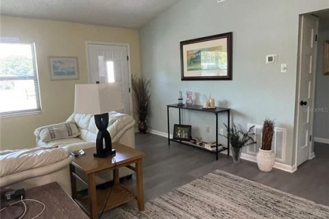 House in Homosassa, Florida 2 bedrooms, 117.06 sq.m. № 2210397 - photo 5