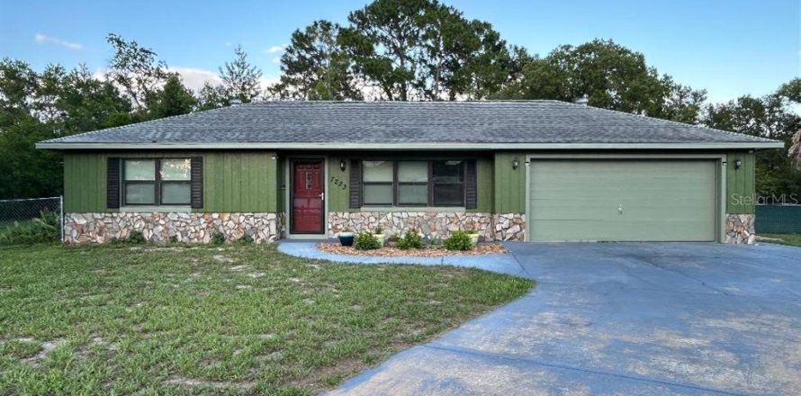 House in Homosassa, Florida 2 bedrooms, 117.06 sq.m. № 2210397