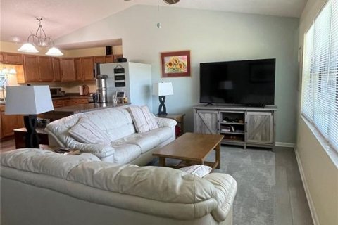 House in Homosassa, Florida 2 bedrooms, 117.06 sq.m. № 2210397 - photo 8