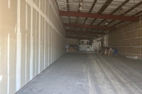 Immobilier commercial à louer à Ocala, Floride: 5206.89 m2 № 1617991 - photo 3