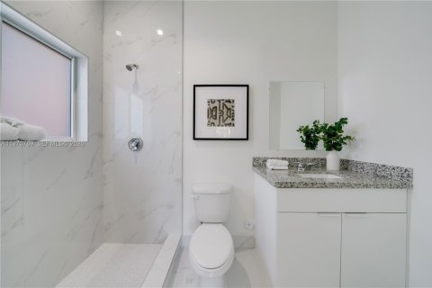 Touwnhouse à vendre à Miami, Floride: 3 chambres № 2031454 - photo 10