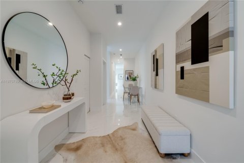 Touwnhouse à vendre à Miami, Floride: 3 chambres № 2031454 - photo 2