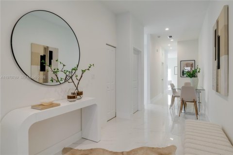 Touwnhouse à vendre à Miami, Floride: 3 chambres № 2031454 - photo 3