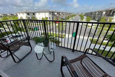 Villa ou maison à louer à Florida City, Floride: 5 chambres, 209.03 m2 № 2079682 - photo 4