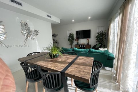 Villa ou maison à louer à Florida City, Floride: 5 chambres, 209.03 m2 № 2079682 - photo 25