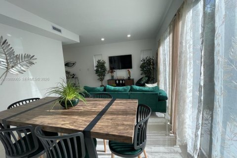 Villa ou maison à louer à Florida City, Floride: 5 chambres, 209.03 m2 № 2079682 - photo 26