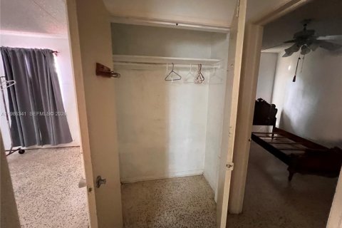 Купить виллу или дом в Майами, Флорида 3 спальни, 147.71м2, № 2048430 - фото 26