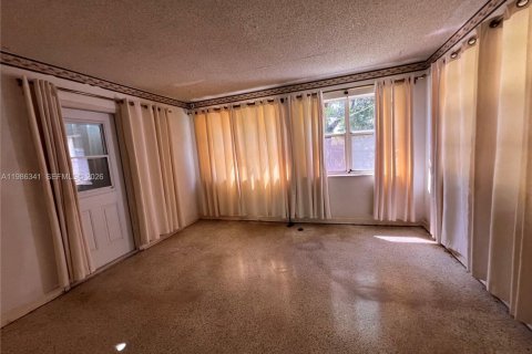 Купить виллу или дом в Майами, Флорида 3 спальни, 147.71м2, № 2048430 - фото 15