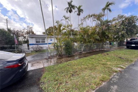 Купить виллу или дом в Майами, Флорида 3 спальни, 147.71м2, № 2048430 - фото 4