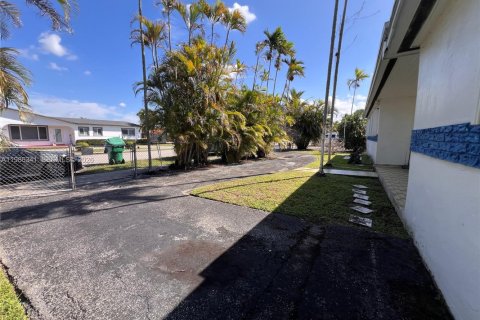 Купить виллу или дом в Майами, Флорида 3 спальни, 147.71м2, № 2048430 - фото 8