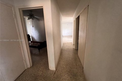 Купить виллу или дом в Майами, Флорида 3 спальни, 147.71м2, № 2048430 - фото 28