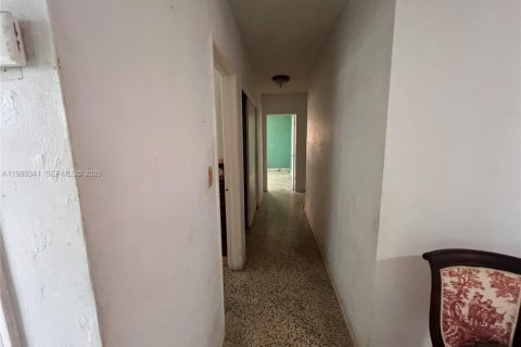 Купить виллу или дом в Майами, Флорида 3 спальни, 147.71м2, № 2048430 - фото 23