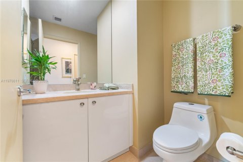 Купить кондоминиум в Санни-Айлс-Бич, Флорида 3 спальни, 305.56м2, № 2046268 - фото 20