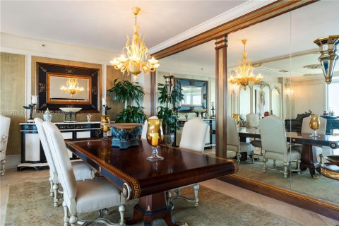 Купить кондоминиум в Санни-Айлс-Бич, Флорида 3 спальни, 305.56м2, № 2046268 - фото 8