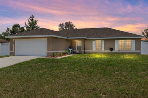 Casa en venta en Ocala, Florida, 4 dormitorios, 160.63 m2 № 1740811 - foto 1