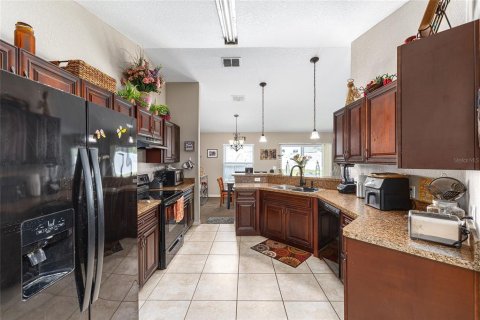 Casa en venta en Ocala, Florida, 4 dormitorios, 160.63 m2 № 1740811 - foto 5