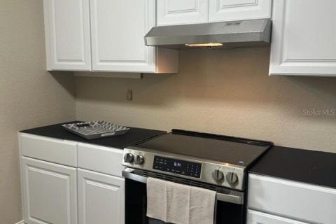 Condo in Lake Mary, Florida, 1 bedroom  № 1879772 - photo 14
